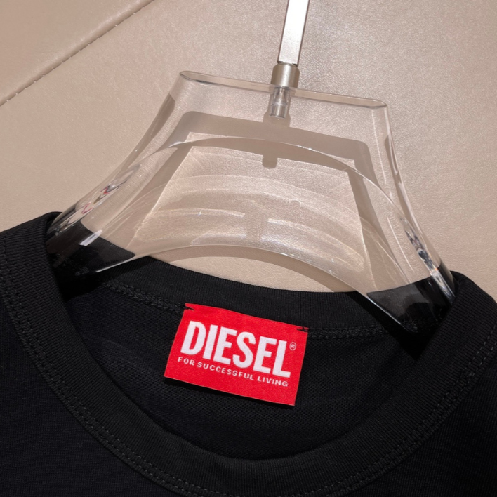 Camiseta "Back to Work" Diesel