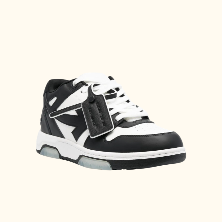 Tênis  Out of Office Calf Leather Black Off-White