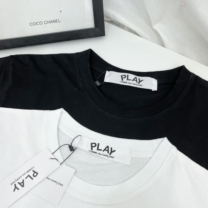 Camiseta "Black Emblem" CDG