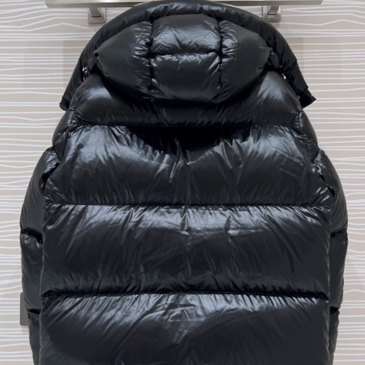 Jaqueta Puffer "Montbeliard" Moncler