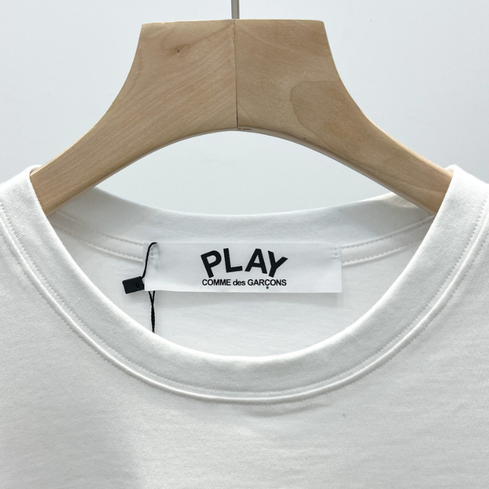 Camiseta "Black Emblem" CDG