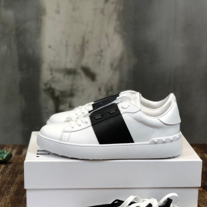 Tênis "Rockstud Garavani" Valentino