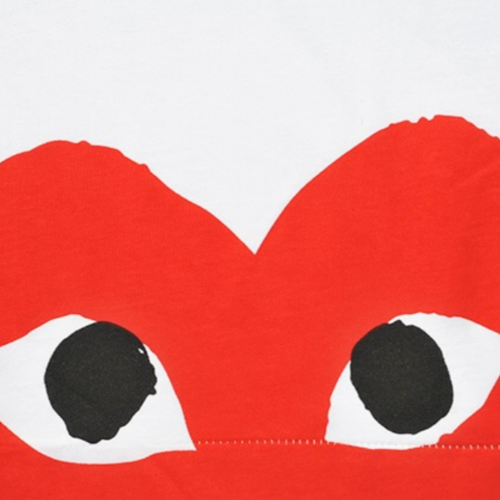 Camiseta "Play Bottom Heart Tee" CDG