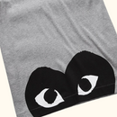 Camiseta "Play Bottom Heart Tee" CDG