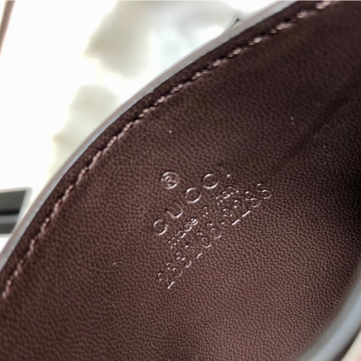 Porta Cartões Gucci GG Supreme