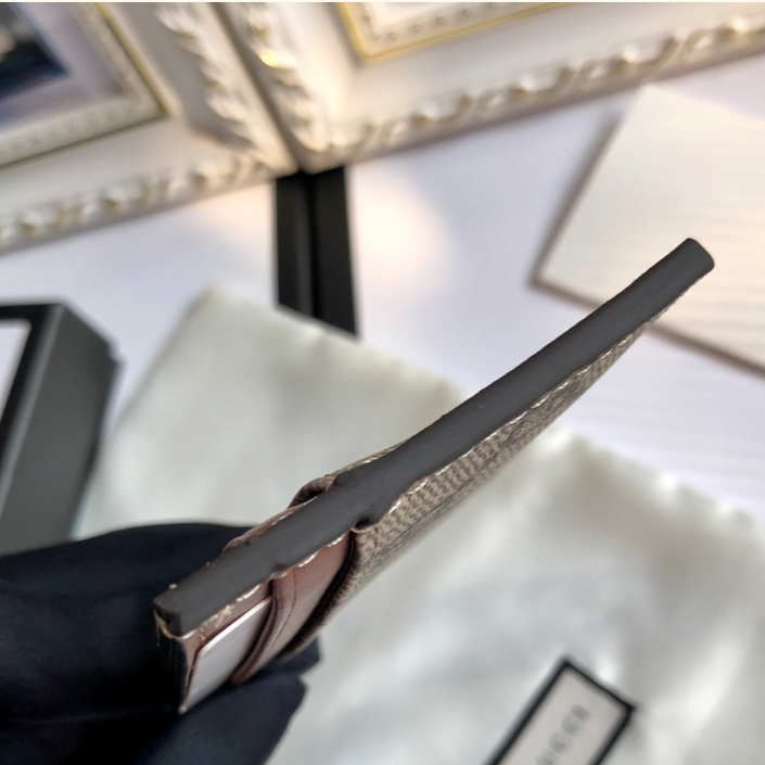 Porta Cartões Gucci GG Supreme